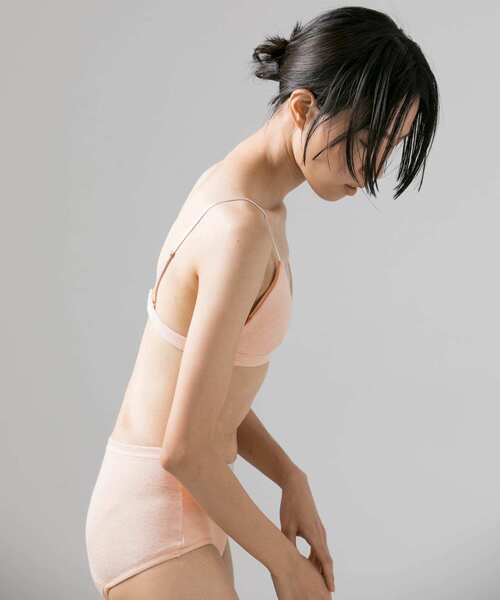 URBAN RESEARCH(アーバンリサーチ)の「Organic cotton BRA(ブラジャー・レディース・オレンジ系その他/キャメル・SMALL/MEDIUM/LARGE)」の18枚目の写真
