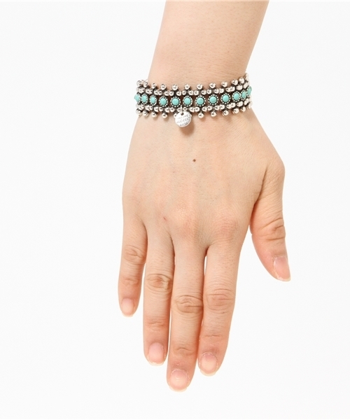 BEAUTY&YOUTH UNITED ARROWS(ビューティーアンドユースユナイテッドアローズ)の「BYMC∵ PHILIPPE AUDIBERT Han ブレスレット(ブレスレット・レディース・ターコイズブルー・フリー)」の6枚目の写真