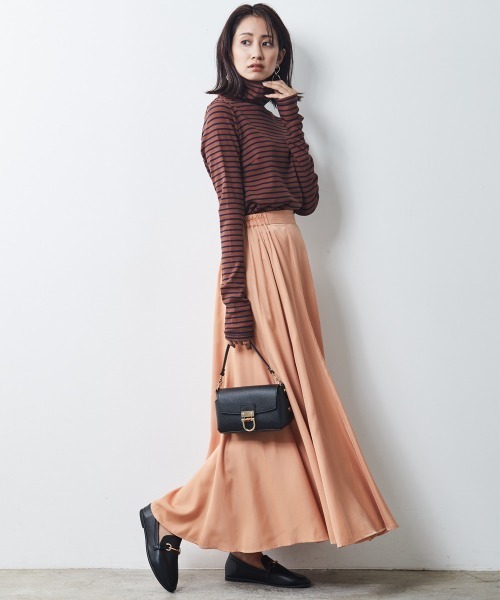 CHIC STYLE(シックスタイル)の「<大きいサイズ>10枚接ぎロングフレアスカート シックスタイル (スカート・レディース・ブルーグレー/オレンジ/ピンク系/グレー系/イエロー系/チャコールグレー・L/5L/6L/3L/LL/4L)」の15枚目の写真