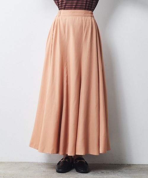 CHIC STYLE(シックスタイル)の「<大きいサイズ>10枚接ぎロングフレアスカート シックスタイル (スカート・レディース・ブルーグレー/オレンジ/ピンク系/グレー系/イエロー系/チャコールグレー・L/5L/6L/3L/LL/4L)」の19枚目の写真