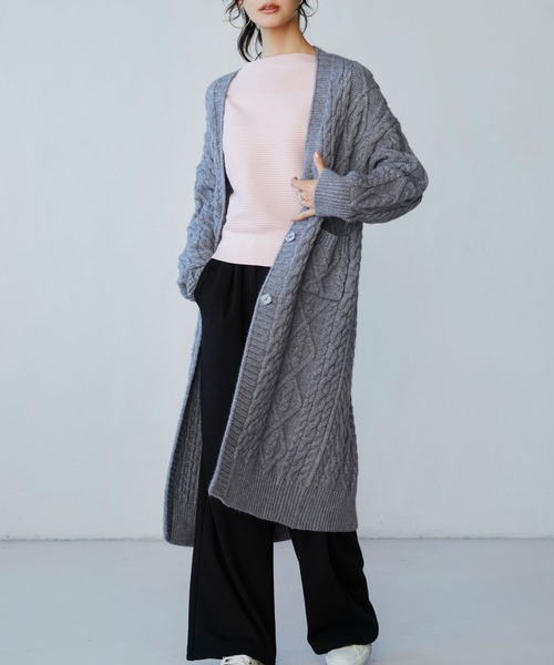 SAISON DE PAPILLON(セゾンドパピヨン)の「ケーブル編みロングニットカーディガン(カーディガン/ボレロ・レディース・アイボリー/グレー/ブラウン・フリー)」の13枚目の写真