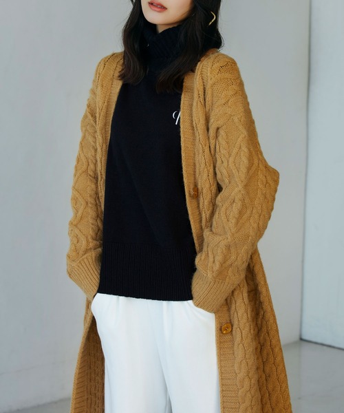 SAISON DE PAPILLON(セゾンドパピヨン)の「ケーブル編みロングニットカーディガン(カーディガン/ボレロ・レディース・アイボリー/グレー/ブラウン・フリー)」の14枚目の写真