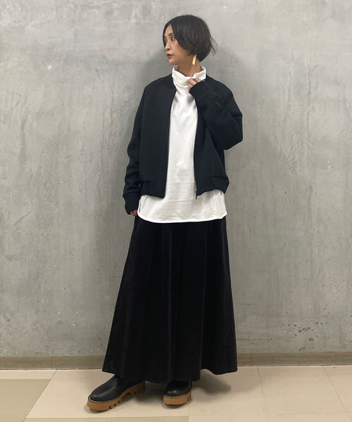 BEARDSLEY(ビアズリー)の「柔らかで薄手 インナーに使いやすい ニットのチクチクが苦手な方にも ハイネックTシャツ(Tシャツ/カットソー・レディース・ホワイト/ブラック/ブラック系その他・FREE)」の10枚目の写真