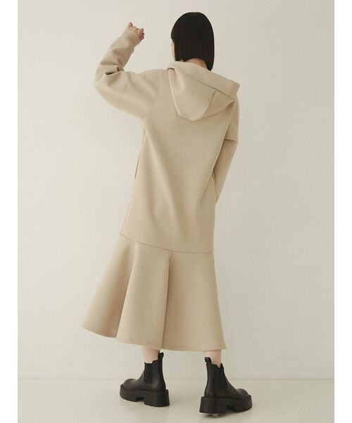COTORICA(コトリカ)の「フード付マーメイドワンピース(ワンピース・レディース・ブラック/ベージュ/ネイビー・SMALL/MEDIUM)」の13枚目の写真