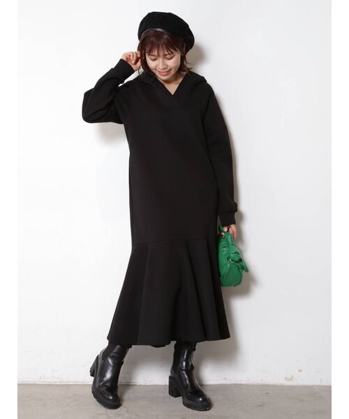 COTORICA(コトリカ)の「フード付マーメイドワンピース(ワンピース・レディース・ブラック/ベージュ/ネイビー・SMALL/MEDIUM)」の14枚目の写真