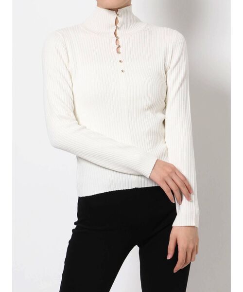 MERCURYDUO(マーキュリーデュオ)の「3WAYボタンデザインニット(ニット/セーター・レディース・オフホワイト/ブラック/ピンク/ベージュ・FREE)」の2枚目の写真