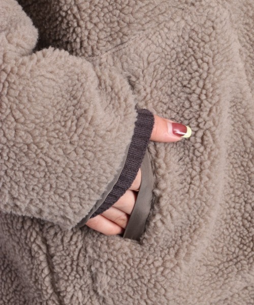 cepo（セポ）の「キリカエボアロングコート（ダウンジャケット/コート・レディース・グレー/オフホワイト/オレンジ・M）」の12枚目の写真