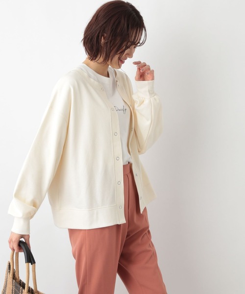 GLOBAL WORK（グローバルワーク）の「キレイ見えさらさら2WAYカーディガン/262890（カーディガン/ボレロ・レディース・オフホワイト/ブラック/レッド・FREE）」の16枚目の写真