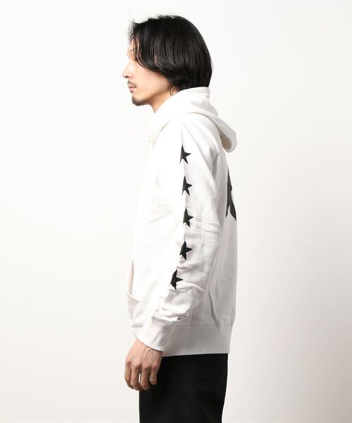 GOLDEN GOOSE（ゴールデングース）の「GOLDEN GOOSE Star Collection / REGULAR HOODIE MULTI STAR BIG BACK（パーカー・メンズ・ホワイト系その他/ブラック系その他・MEDIUM/LARGE）」の13枚目の写真