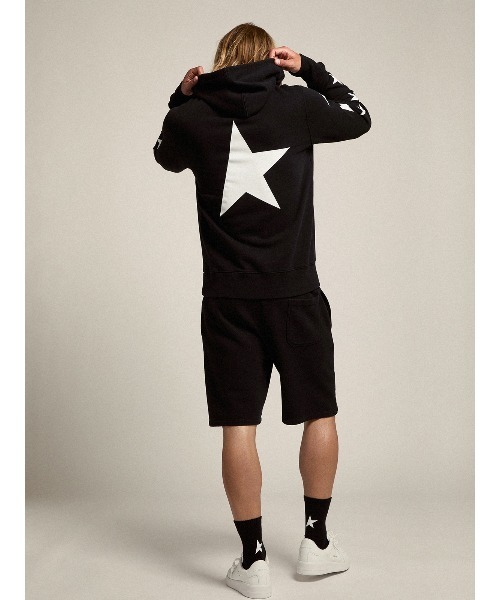 GOLDEN GOOSE（ゴールデングース）の「GOLDEN GOOSE Star Collection / REGULAR HOODIE MULTI STAR BIG BACK（パーカー・メンズ・ホワイト系その他/ブラック系その他・MEDIUM/LARGE）」の4枚目の写真