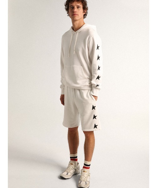 GOLDEN GOOSE（ゴールデングース）の「GOLDEN GOOSE Star Collection / REGULAR HOODIE MULTI STAR BIG BACK（パーカー・メンズ・ホワイト系その他/ブラック系その他・MEDIUM/LARGE）」の6枚目の写真