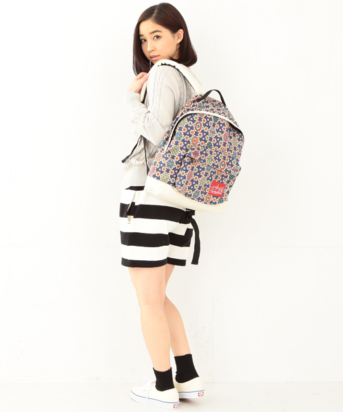 Manhattan Portage(マンハッタンポーテージ)の「●Manhattan Portage×BEAMS BOY / 別注“1209” LIBERTY 15SS(バックパック/リュック・レディース・ブラック/ネイビー・ONE SIZE)」の6枚目の写真