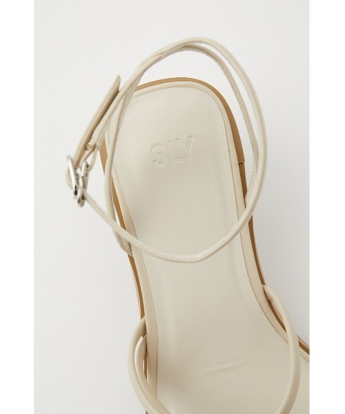 SLY（スライ）の「THIN STRAP THONG SANDAL ストラップ トングサンダル（サンダル・レディース・ブラック/ライトグリーン/アイボリー・SMALL/MEDIUM/LARGE）」の17枚目の写真