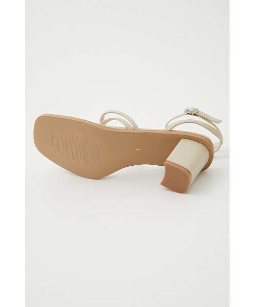 SLY（スライ）の「THIN STRAP THONG SANDAL ストラップ トングサンダル（サンダル・レディース・ブラック/ライトグリーン/アイボリー・SMALL/MEDIUM/LARGE）」の7枚目の写真