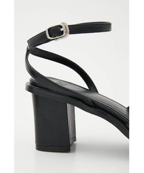 SLY（スライ）の「THIN STRAP THONG SANDAL ストラップ トングサンダル（サンダル・レディース・ブラック/ライトグリーン/アイボリー・SMALL/MEDIUM/LARGE）」の21枚目の写真