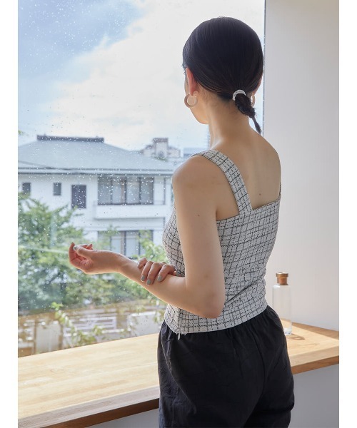 Ayla(アイラ)の「tweed tops(キャミソール・レディース・アイボリー・FREE)」の3枚目の写真