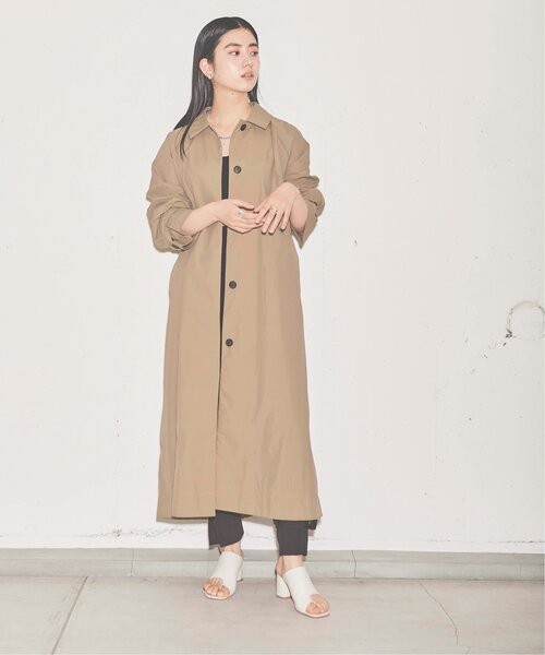 RAY CASSIN（レイカズン）の「ナイロンロングコート（ステンカラーコート・レディース・ベージュ/オフホワイト・FREE）」の2枚目の写真