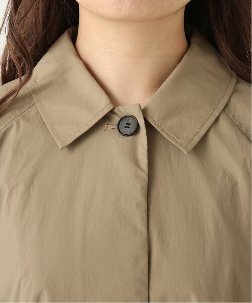 RAY CASSIN（レイカズン）の「ナイロンロングコート（ステンカラーコート・レディース・ベージュ/オフホワイト・FREE）」の13枚目の写真