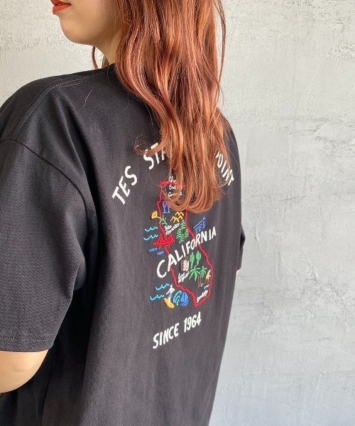 The Endless Summer（エンドレスサマー）の「[THE ENDLESS SUMMER/エンドレスサマー] 別注 べトジャン風 バック刺繍Tシャツ（Tシャツ/カットソー・レディース・ホワイト/ブラック・S/M/L/XL）」の7枚目の写真