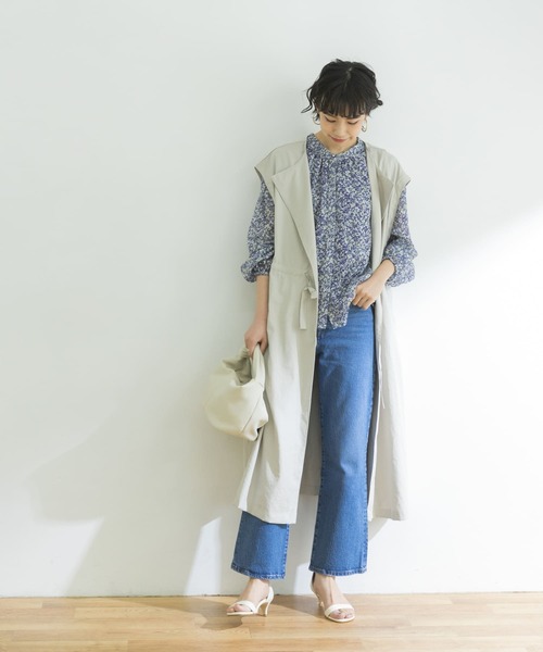 URBAN RESEARCH（アーバンリサーチ）の「フラワープリントブラウス（シャツ/ブラウス・レディース・ブラック/ブルー・FREE）」の10枚目の写真