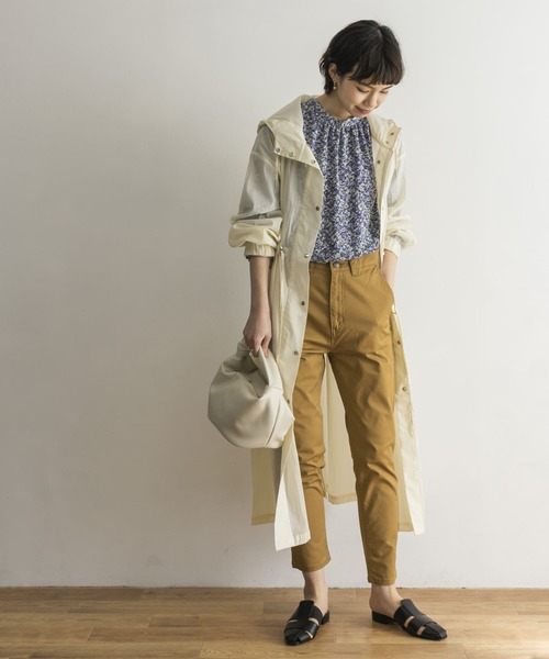 URBAN RESEARCH（アーバンリサーチ）の「フラワープリントブラウス（シャツ/ブラウス・レディース・ブラック/ブルー・FREE）」の13枚目の写真