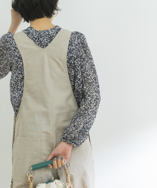 URBAN RESEARCH（アーバンリサーチ）の「フラワープリントブラウス（シャツ/ブラウス・レディース・ブラック/ブルー・FREE）」の17枚目の写真