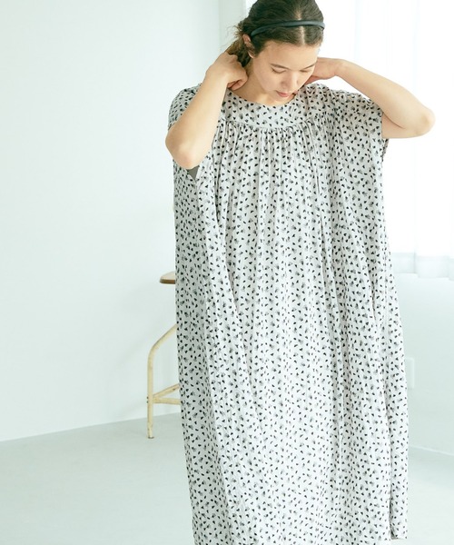 PUAL CE CIN（ピュアルセシン）の「小花刺繍ワンピース（ワンピース・レディース・ホワイト/ベージュ・FREE）」の2枚目の写真