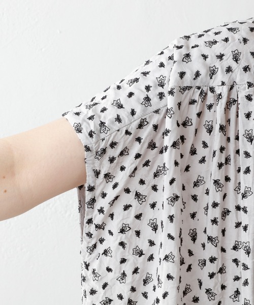 PUAL CE CIN（ピュアルセシン）の「小花刺繍ワンピース（ワンピース・レディース・ホワイト/ベージュ・FREE）」の4枚目の写真