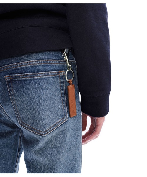 A.P.C.(アーペーセー)の「PORTE-CLEFS APC(キーホルダー・メンズ・ブラウン/ブラック・ONESIZE)」の5枚目の写真