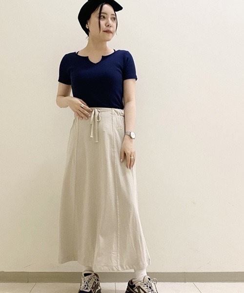 GAP（ギャップ）の「ウォッシュドロー ジャージー マキシスカート（スカート・レディース・ブラック/グレー/ブルー/ナチュラル・XXS/L/XS/S/M）」の15枚目の写真