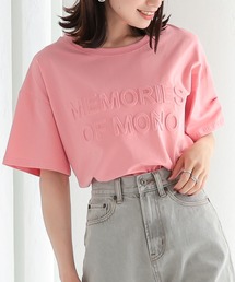 エンボスロゴTシャツ