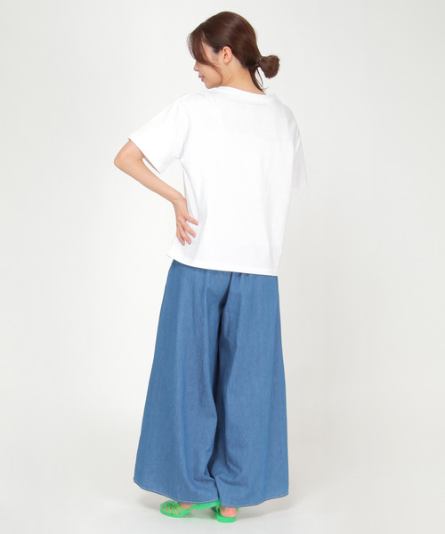LBC(エルビーシー)の「ロゴプリントT(Tシャツ/カットソー・レディース・ホワイト/チャコールグレー/ベージュ・M/L)」の7枚目の写真