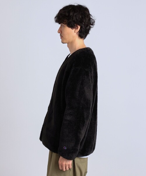 Champion（チャンピオン）の「【SHIPS any別注】Champion: ユニセックス オーバーサイズ シェルパフリース ボア ノーカラー ジップ ジャケット 22FW◇（ブルゾン・メンズ・ネイビー/ベージュ/ブラック・SMALL/MEDIUM/LARGE）」の7枚目の写真