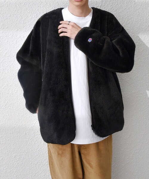Champion（チャンピオン）の「【SHIPS any別注】Champion: ユニセックス オーバーサイズ シェルパフリース ボア ノーカラー ジップ ジャケット 22FW◇（ブルゾン・メンズ・ネイビー/ベージュ/ブラック・SMALL/MEDIUM/LARGE）」の16枚目の写真