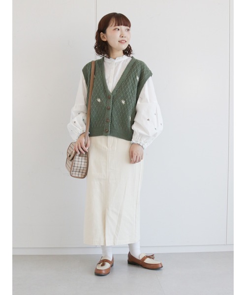 ehka sopo（エヘカソポ）の「花刺繍Vネック前開きベスト（ベスト・レディース・オレンジ/ミント/キナリ・ﾌﾘ-）」の6枚目の写真