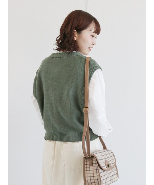 ehka sopo（エヘカソポ）の「花刺繍Vネック前開きベスト（ベスト・レディース・オレンジ/ミント/キナリ・ﾌﾘ-）」の9枚目の写真