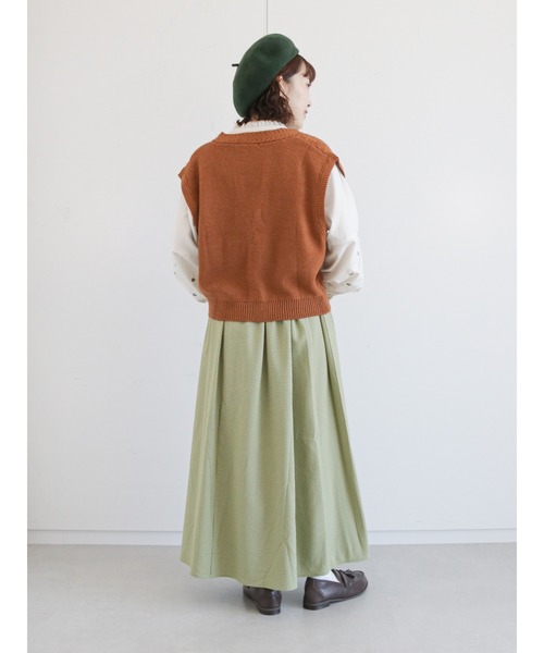 ehka sopo（エヘカソポ）の「花刺繍Vネック前開きベスト（ベスト・レディース・オレンジ/ミント/キナリ・ﾌﾘ-）」の7枚目の写真