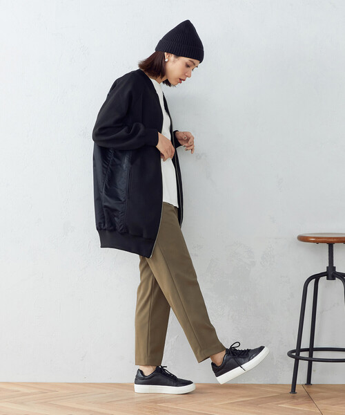 COMME CA ISM(コムサイズム)の「ストレッチ テーパードパンツ(スラックス・レディース・ブラック/カーキ・SMALL/MEDIUM/LARGE/X-LARGE/X-SMALL)」の4枚目の写真