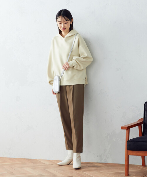 COMME CA ISM(コムサイズム)の「ストレッチ テーパードパンツ(スラックス・レディース・ブラック/カーキ・SMALL/MEDIUM/LARGE/X-LARGE/X-SMALL)」の7枚目の写真