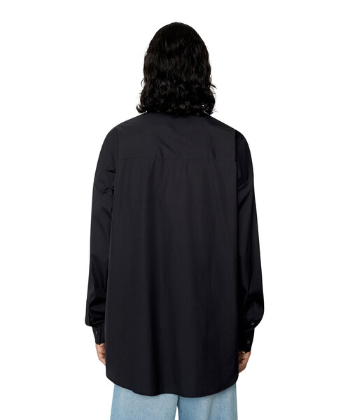 DIESEL(ディーゼル)の「メンズ シャツ オーバーサイズ コットン(シャツ/ブラウス・メンズ・ブラック/ホワイト・MEDIUM/SMALL/X-LARGE/X-SMALL/XX-LARGE/LARGE)」の11枚目の写真