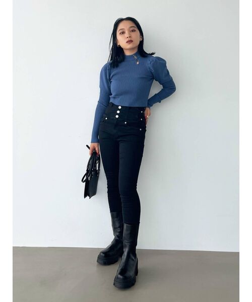 EMODA(エモダ)の「サイドニットホールパギンス(デニムパンツ・レディース・ブラック/インディゴブルー・SMALL/MEDIUM/X-SMALL)」の19枚目の写真