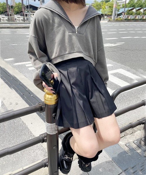 Heather(ヘザー)の「HOLiCハーフZIPプルオーバー 164329(スウェット・レディース・ブラック/オフホワイト/スミクロ・FREE)」の15枚目の写真