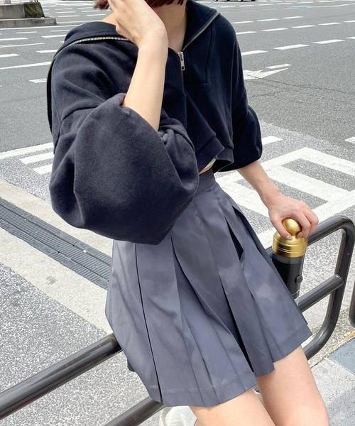 Heather(ヘザー)の「HOLiCハーフZIPプルオーバー 164329(スウェット・レディース・ブラック/オフホワイト/スミクロ・FREE)」の17枚目の写真