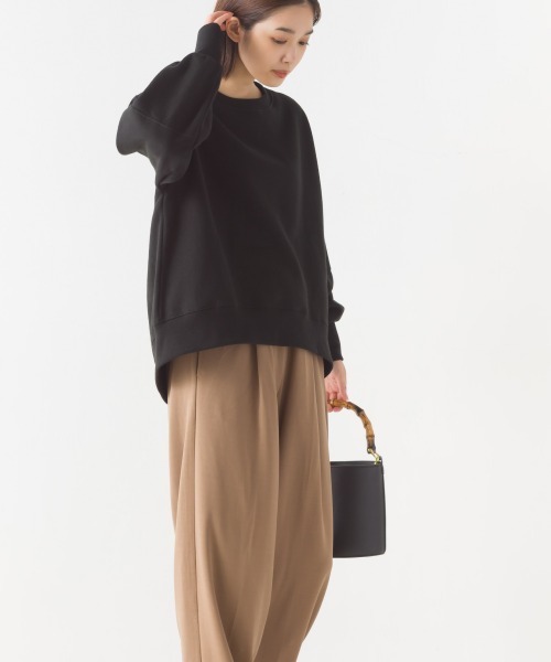 OMNES（オムネス）の「裏起毛ボリューム袖裾ラウンドプルオーバー長袖（その他トップス・レディース・ホワイト系その他/パープル/オレンジ/アイボリー/ブラック/グレー系その他・FREE）」の7枚目の写真