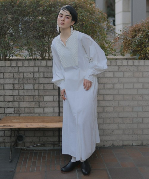 manana suerte（マニャーナスエルテ）の「エンブロイダリーワンピース（ワンピース・レディース・ボルドー/オフホワイト/ブラック・FREE）」の5枚目の写真