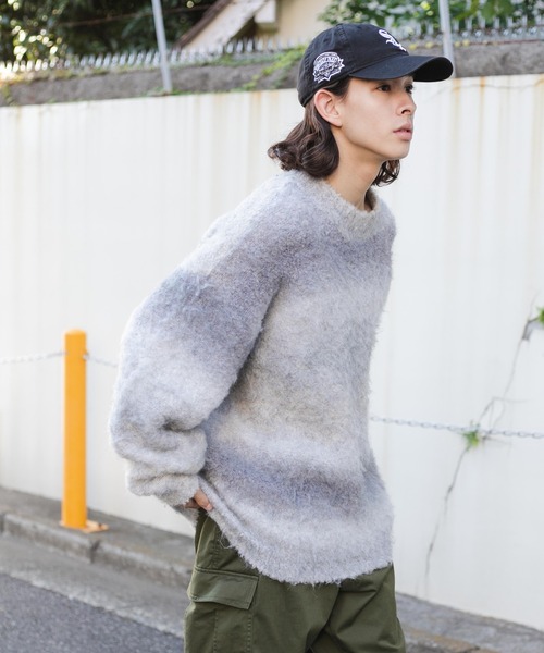 WEGO（ウィゴー）の「WEGO/グラデーションBIGプルオーバー（ニット/セーター・メンズ・その他2/その他3/その他4/その他1・MEDIUM/LARGE）」の4枚目の写真