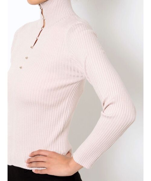 MERCURYDUO（マーキュリーデュオ）の「3WAYボタンデザインニット（ニット/セーター・レディース・オフホワイト/ブラック/ベージュ・FREE）」の6枚目の写真