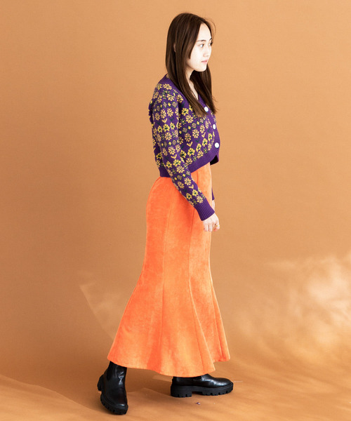 HEYUMM（ヘユム）の「レトロフラワーショートカーディガン（カーディガン/ボレロ・レディース・グリーン/オフホワイト/パープル・ONE）」の7枚目の写真