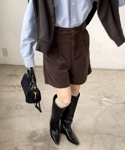 RED CARD TOKYO(レッドカード)の「【RED CARD/レッドカード】別注CORDUROYショートパンツ(その他パンツ・レディース・ベージュ/ブラウン/ライトグレー・23/24/25)」の16枚目の写真