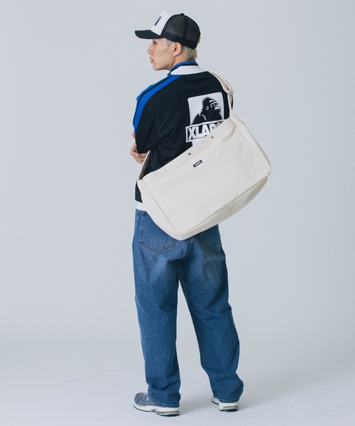 XLARGE POSTMAN BIG SHOULDER BAG 内側ポケット付き シンプル XLARGE POSTMAN BIG SHOULDER BAG 内側ポケット付き シンプル (X